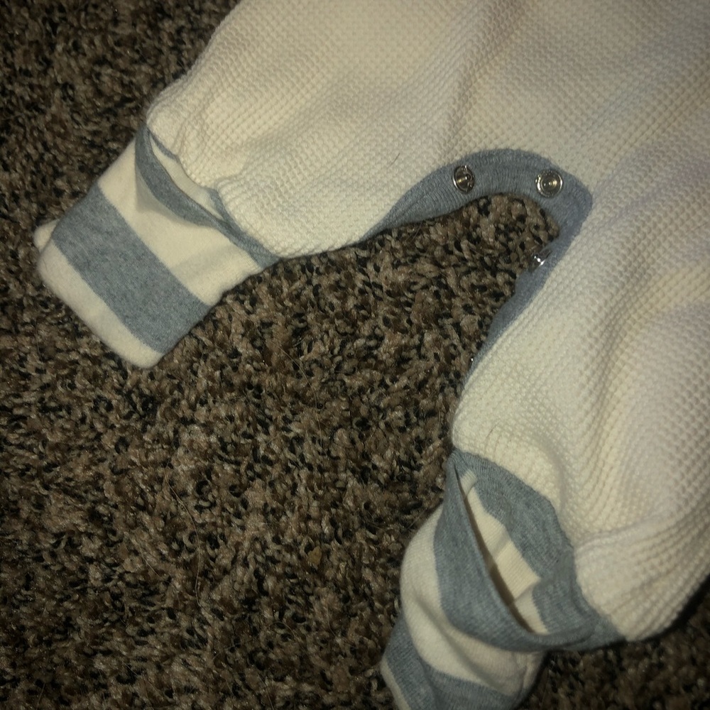 Burt’s Bees baby suit - Picture 3 of 3